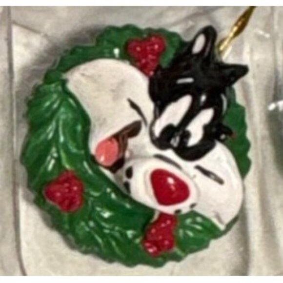 Looney Tunes Christmas Mini Ornaments Set Of 16 Tweety Taz Bugs Sylvester 1/2" - Picture 6 of 11